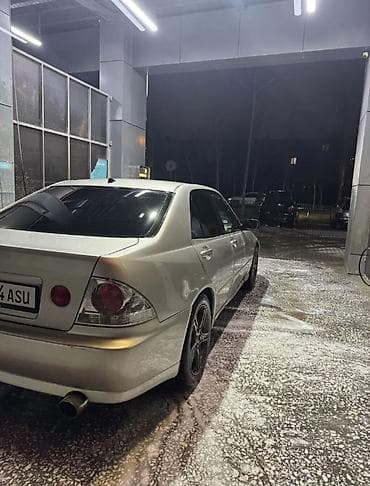 Продажа авто: Toyota Altezza: 2000 г., 2 л, Автомат, Бензин, Седан — 5