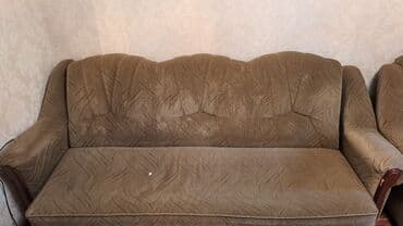 Продаю один диван и 2 кресла в хорошем состоянии