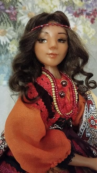 сколько стоит кукла лабубу: Коллекционная кукла в этническом стиле -Материалы - запекаемая — 1