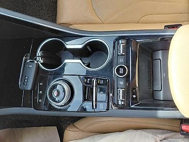 Продажа авто: Kia K5: 2022 г., 1.6 л, Автомат, Бензин, Седан — 10