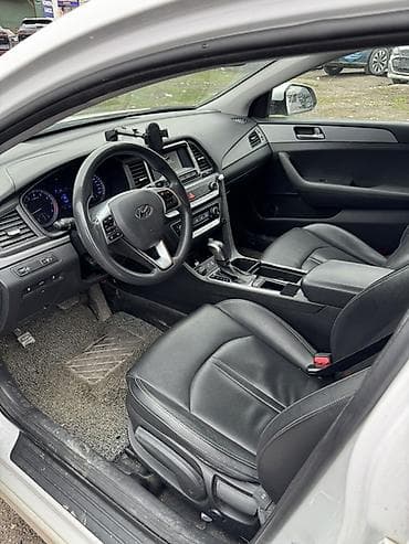 prius v: Hyundai Sonata: 2019 г., 2 л, Автомат, Газ, Седан — 5