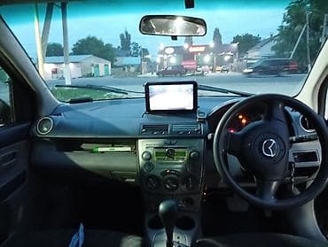 dva kolesa: Mazda Demio: 2004 г., 1.3 л, Автомат, Бензин, Хэтчбэк — 1