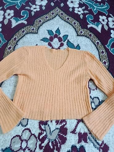 вещи одежды: Набор женской одежды (4 вещи) 1) Водолазка с длинным рукавом: - Цвет — 4