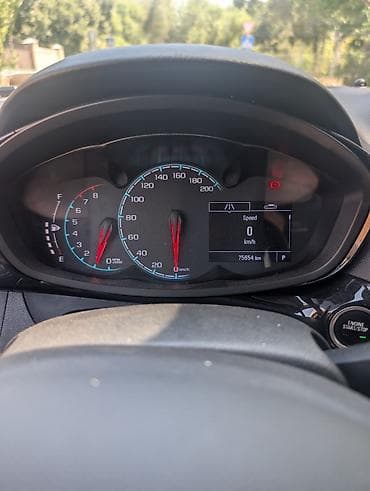 mini kooper: Chevrolet Spark: 2019 г., 1 л, Хэтчбэк — 6