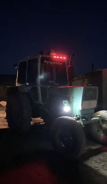 трактор юмз сельхозтехника: Трактор колесный, передний привод/ведущие задние, кабина закрытого — 8