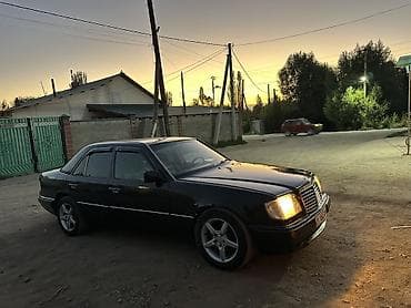 Унаа: Mercedes-Benz E-Class: 1994 г., 3.2 л, Кол менен иштөөчү, Бензин, Седан — 2