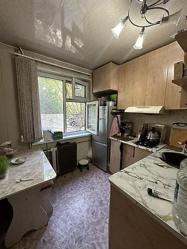 нужна семья: 3 комнаты, 60 м², 104 серия, 1 этаж — 5