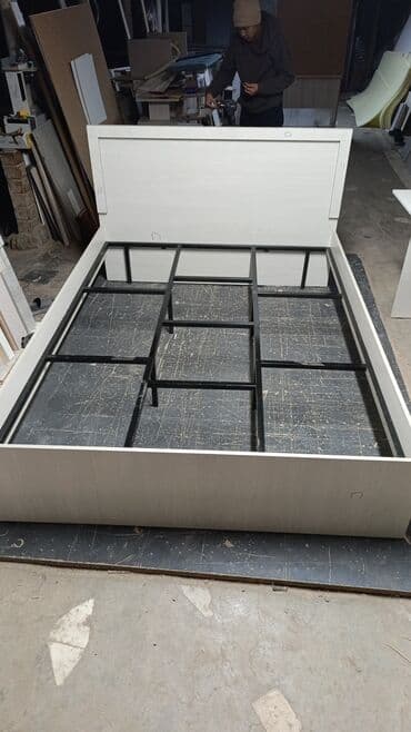 разные мелочи для дома: Двуспальная кровать, Новый, Без матраса, В рассрочку, длина - 2000 см — 5