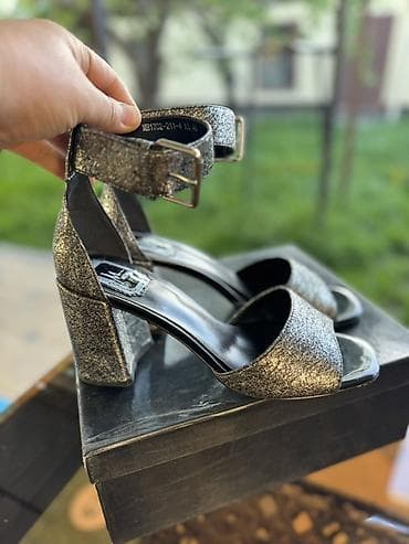 Босоножки, сандалии, шлепанцы: Женские блестящие босоножки на устойчивом каблуке,оригинал - Цвет — 1