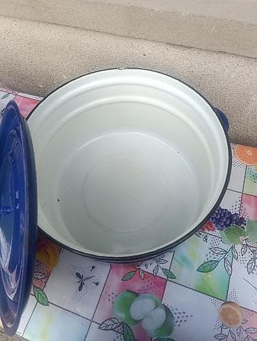 электрическая кастрюля: Продаю эмалированную б/у посуду. Бидоны 4 л ( есть сколы)-1шт 200сом — 6