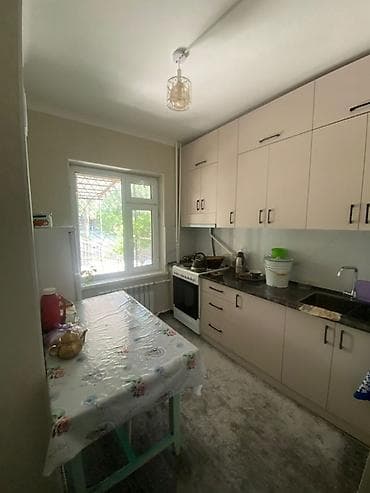 срочна квартира: 3 комнаты, 57 м², 105 серия, 1 этаж, Косметический ремонт — 2