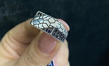 серебро номер: Печатка СЕРЕБРО 925’ пробы.
Размер 19. Цена:1500с — 2
