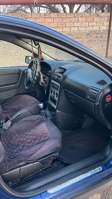 продаю welmester: Opel Astra: 2002 г., 1.8 л, Ручные, Бензин, Хэтчбэк — 5