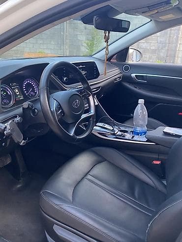Транспорт: Hyundai Sonata: 2021 г., 2 л, Автомат, Гибрид, Седан — 4