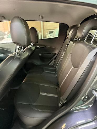 byd 6470sbev: Chevrolet Spark: 2021 г., 1 л, Автомат, Бензин, Хэтчбэк — 4