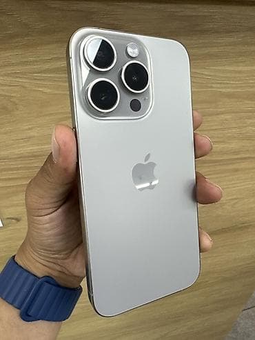 IPhone 15 Pro, Natural Titanium, 87 %