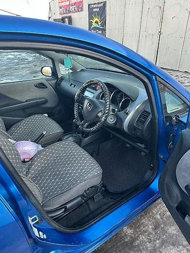 гольф фит: Honda Fit: 2003 г., 1.3 л, Автомат, Бензин, Хэтчбэк — 3