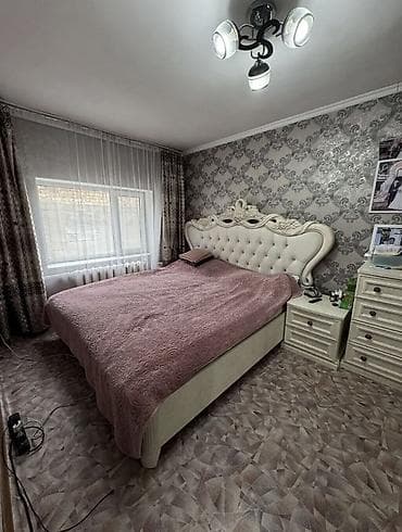 бишкек продаю дом село нижний алаарча: 🏡 Продаётся кирпичный дом на первой линии — отличная локация! 📍 — 5