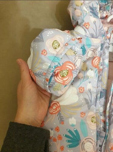 Детская одежда и обувь: Новый деми комбезик для малышки
74см — 3