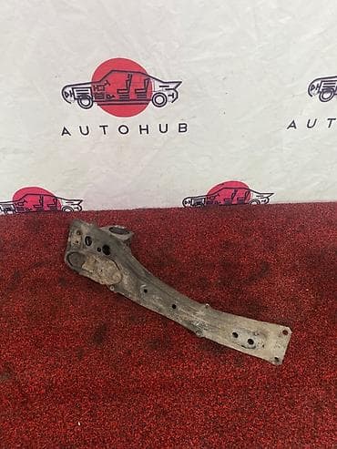 Алдыңкы керме жыгач Toyota, Колдонулган, Оригинал