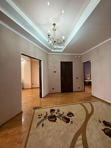 октябрьская: 2 комнаты, 77 м², Элитка, 8 этаж — 8