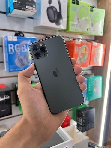 13 iphone pro max: IPhone 11 Pro, Matte Midnight Green — 1