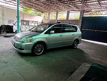 сира: Toyota Avensis Verso: 2006 г., Минивэн — 5