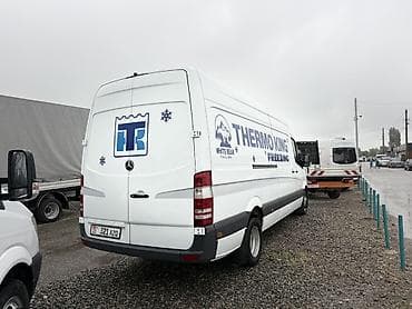 холодильник бу сатылат: Рефрижераторный фургон Mercedes‑Benz Sprinter 515 2,2 110kw 646 мотор — 4