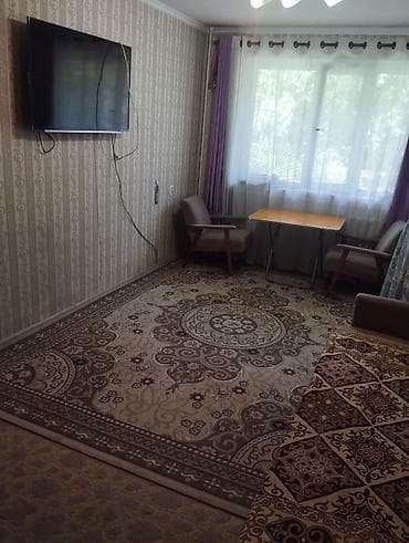 сдаю котедж: 1 комната, 35 м², 104 серия, 1 этаж, Косметический ремонт — 2