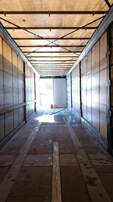 шины на внедорожник: Прицеп, Schmitz Cargobull, Тентованный, от 12 т, Б/у — 23