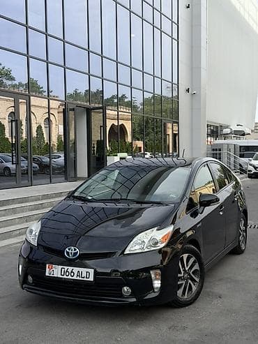 тойота приус с: Toyota Prius: 2013 г., 1.8 л, Вариатор, Гибрид, Лифтбек — 1