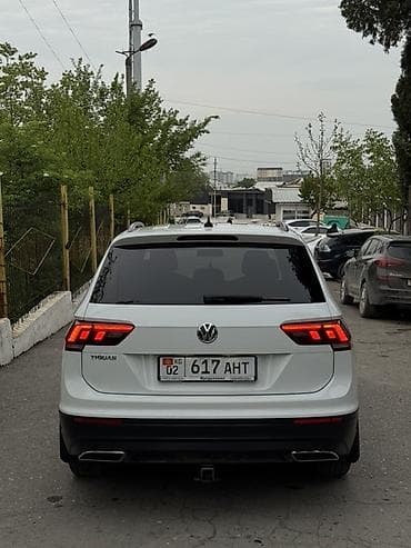 запчас на гигант: Volkswagen Tiguan: 2021 г., 2 л, Автомат, Бензин, Кроссовер — 5