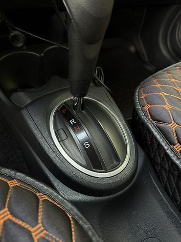 type r: Honda Fit: 2012 г., 1.5 л, Автомат, Бензин, Хэтчбэк — 10