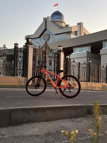 Спорт и хобби: С гидровлическими тормозами в идиальном состояние новый Горный — 2