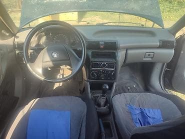 сапок стартир: Opel Astra: 1993 г., Механика, Бензин, Универсал — 7