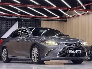 kia 3: Lexus ES: 2019 г., 2.5 л, Вариатор, Гибрид, Седан — 2