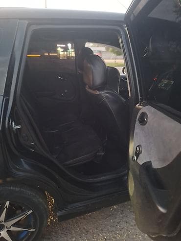 Транспорт: Honda Jazz: 2005 г., 1.3 л, Вариатор, Бензин, Хэтчбэк — 9
