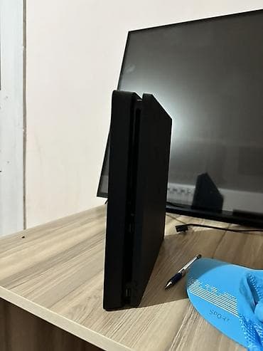 nintendo gamecube: Игровая консоль Sony PlayStation 4 Slim (черная) - Модель: PS4 Slim — 5