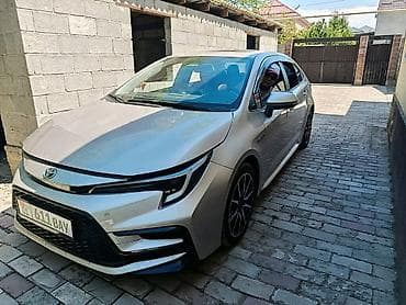 Продажа авто: Toyota Corolla: 2023 г., 1.8 л, Автомат, Гибрид, Седан — 3