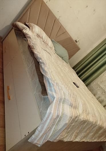 foldable table: Двуспальная кровать с мягким изголовьем + матрас - Размер: 210см — 6