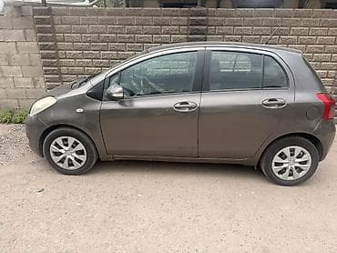 Унаа сатуу: Toyota Yaris: 2008 г., 1.3 л, Автомат, Бензин, Хетчбек — 2