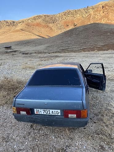 bmw 750i: ВАЗ (ЛАДА) 21099: 2000 г., Механика, Бензин, Седан — 3