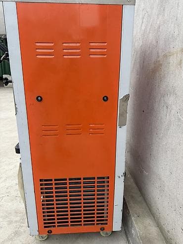 Оборудование для бизнеса: Профессиональный фризер для мягкого мороженого Binjiling-9557 — 4