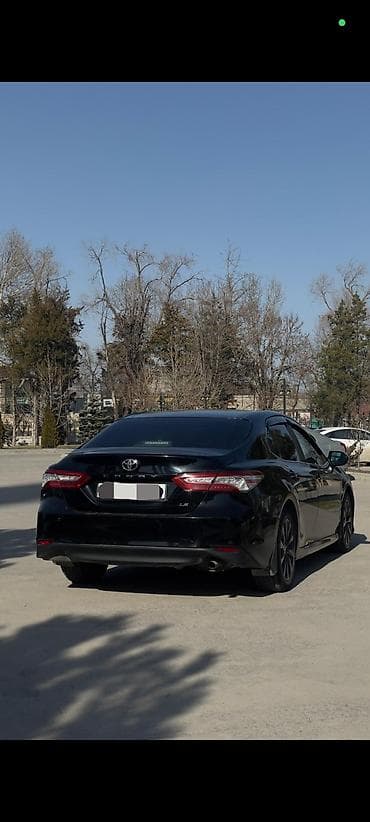 Toyota Camry: 2018 г., 2.5 л, Автомат, Бензин, Седан