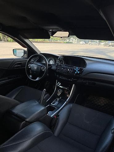 11700: Honda Accord: 2017 г., 2.4 л, Вариатор, Бензин, Седан — 7
