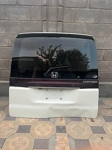 honda stepwgn крыша: Крышка багажника Honda, Б/у, Оригинал — 2