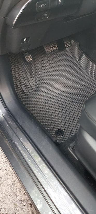 Аксессуарлар жана тюнинг: 5D Eva Төшөмөлдөр Салон үчүн Toyota, түсү - Боз, Колдонулган, Акылуу жеткирүү — 1