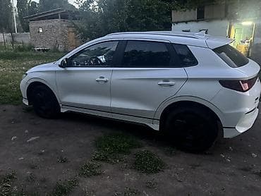 byd son: BYD E2: 2023 г., Автомат, Электромобиль, Кроссовер — 3