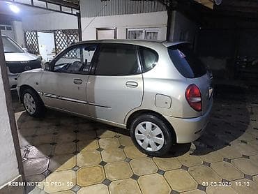 Daihatsu: Daihatsu Sirion: 2002 г., 1 л, Автомат, Бензин — 1