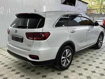 ярис 2: Kia Sorento: 2019 г., 2 л, Автомат, Дизель — 4